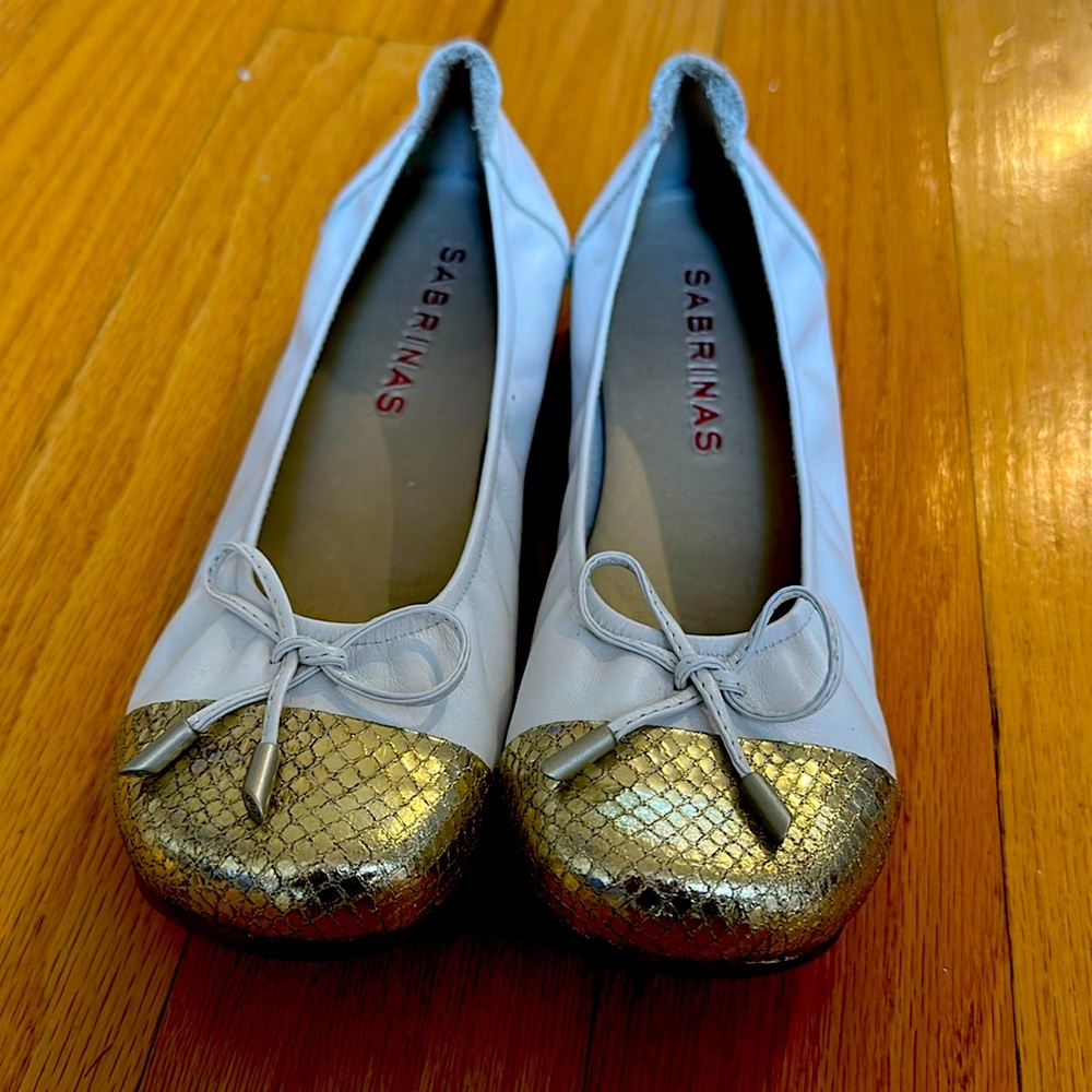 Sabrinas White & Gold Leather Ballet Flats Made in Spain Size 7